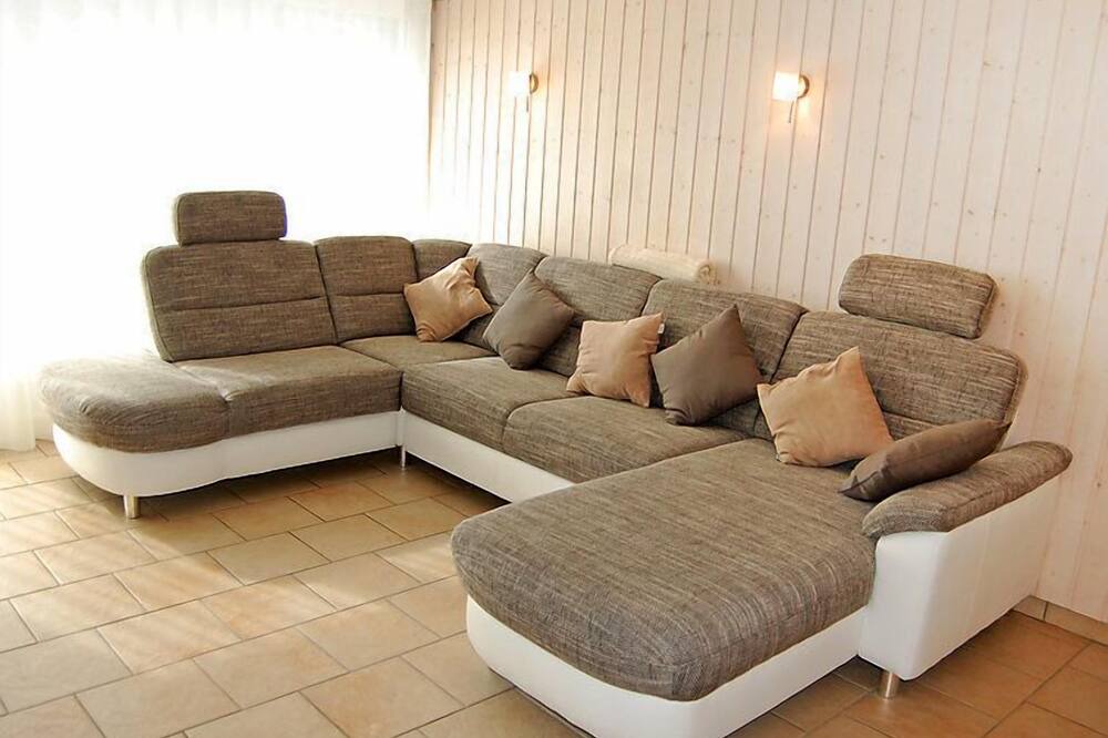 Photo of Livingroom in Saint-Pierre-de-Clages