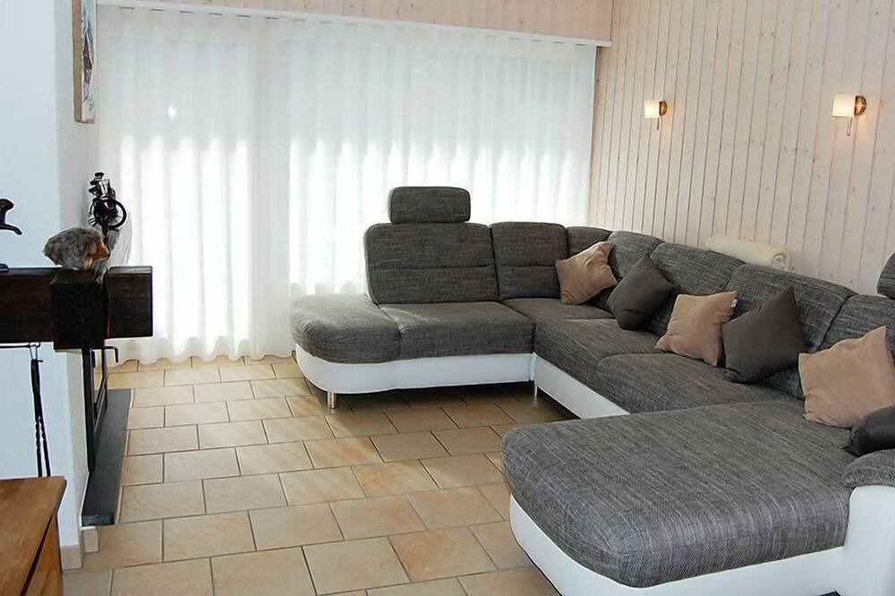 Photo of Livingroom in Saint-Pierre-de-Clages