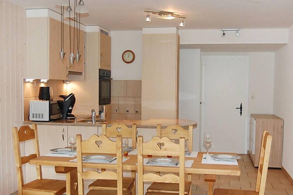 Photo of Kitchen in Saint-Pierre-de-Clages
