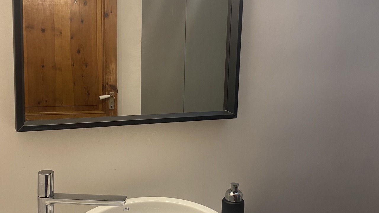 Photo of Bathroom in Err
