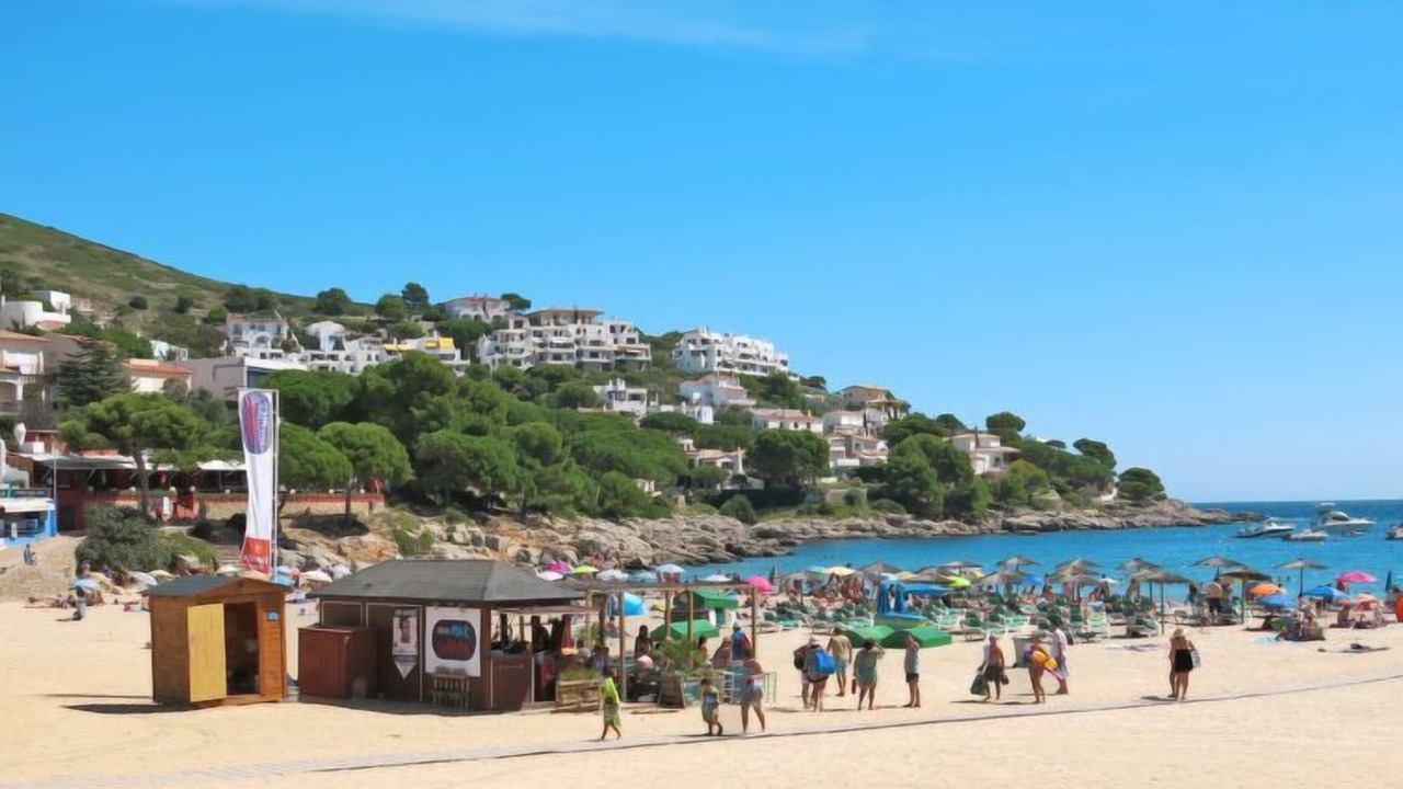 Photo of Others in L'Escala