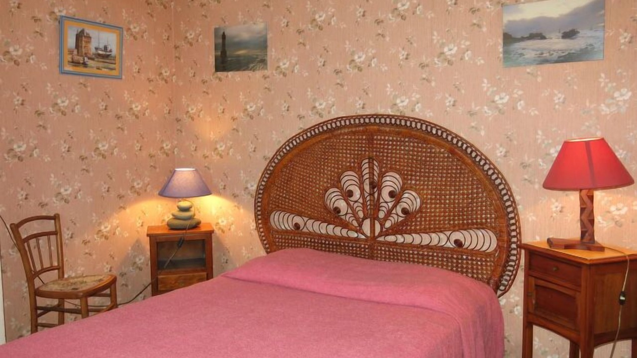 Photo of Bedroom in Tredrez-Locquemeau