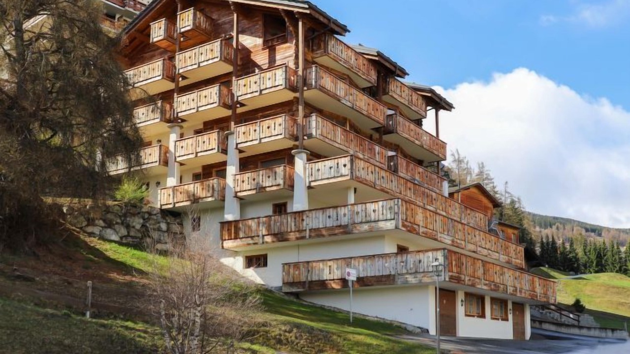 Photo of Outdoor in Saint-Pierre-de-Clages