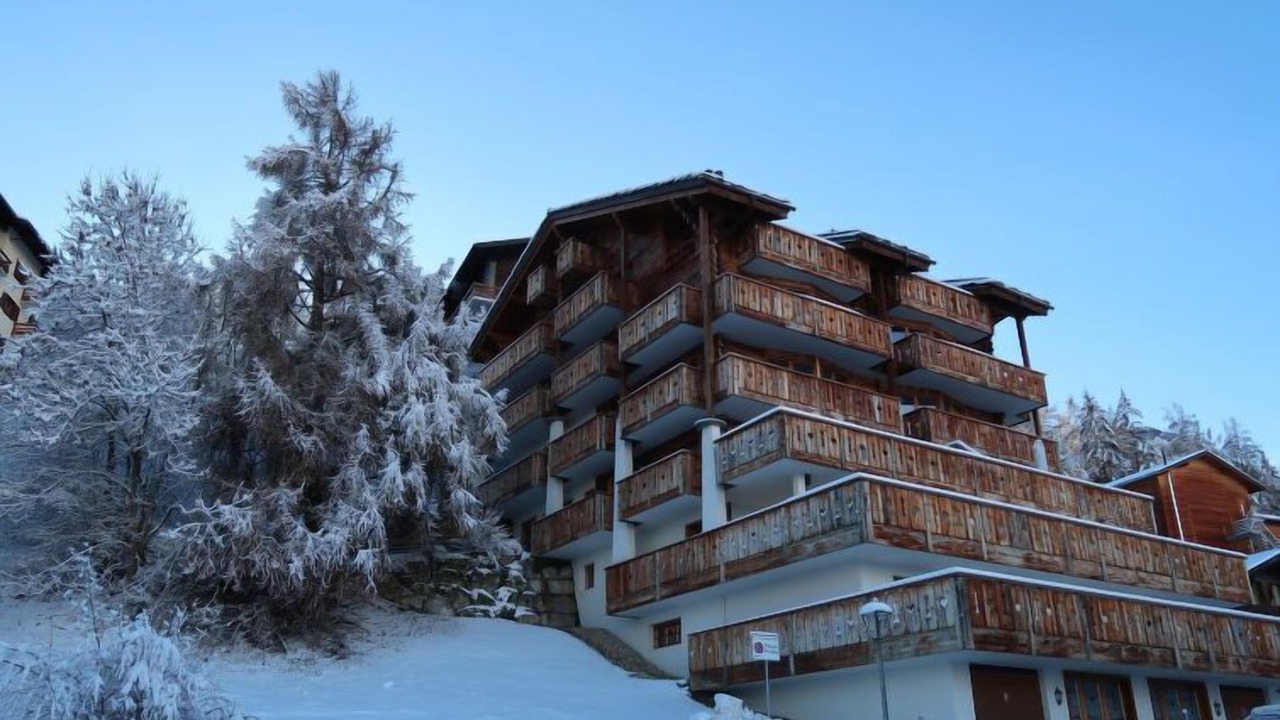 Photo of Outdoor in Saint-Pierre-de-Clages