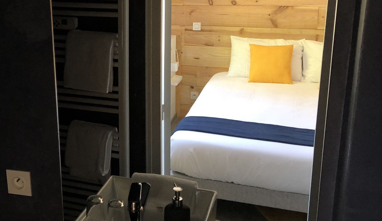 Photo of Bathroom in Arjuzanx