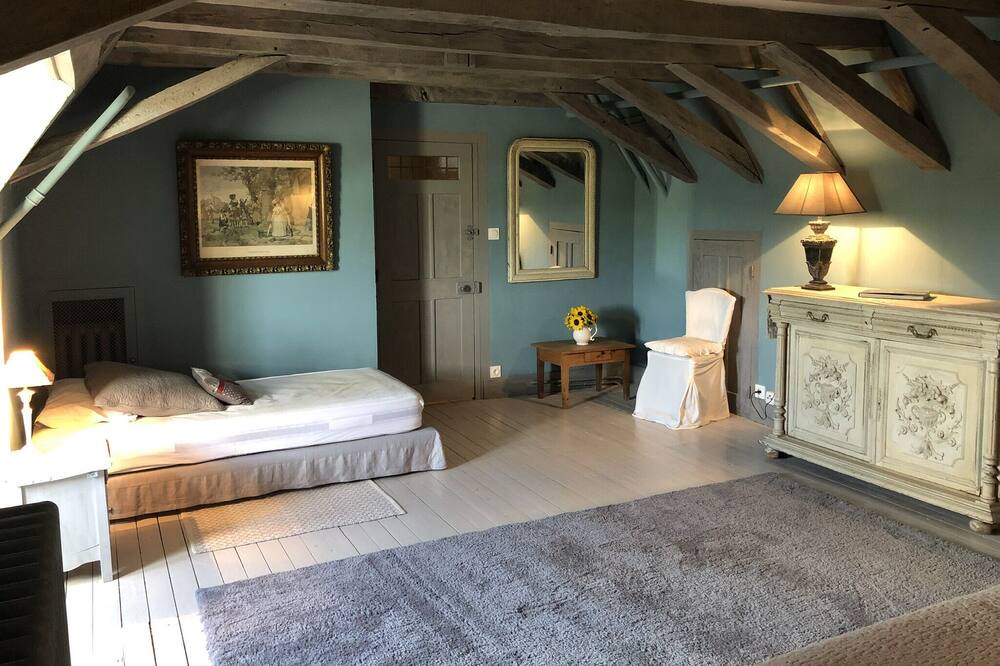 Photo of Bedroom in Lignieres-de-Touraine
