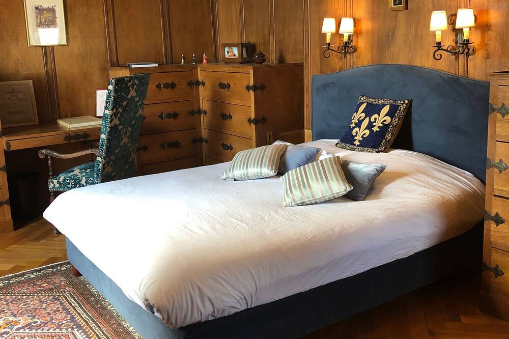 Photo of Bedroom in Lignieres-de-Touraine