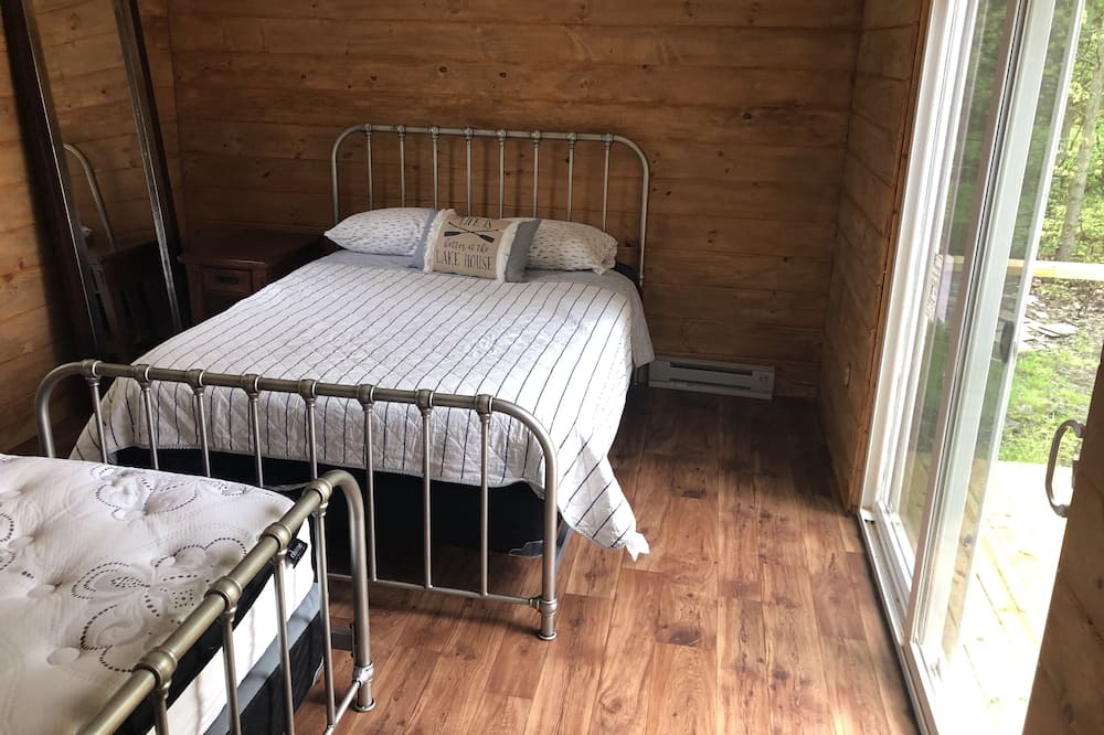 Photo of Bedroom in Wellesley Island