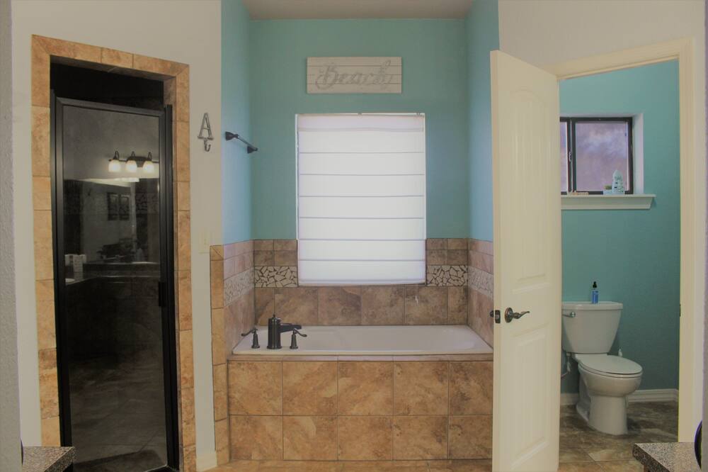 Photo of Bathroom in Biggs Field
