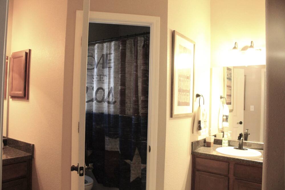 Photo of Bathroom in Biggs Field