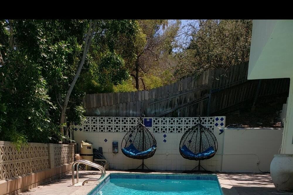 Photo of Outdoor in Adams Hill