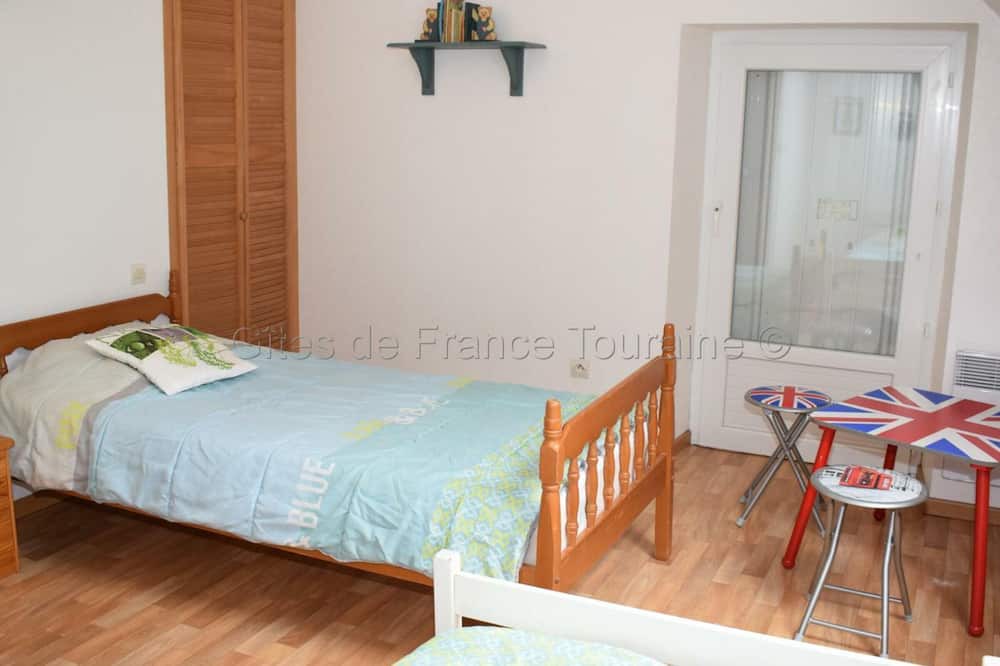 Photo of Bedroom in Manthelan