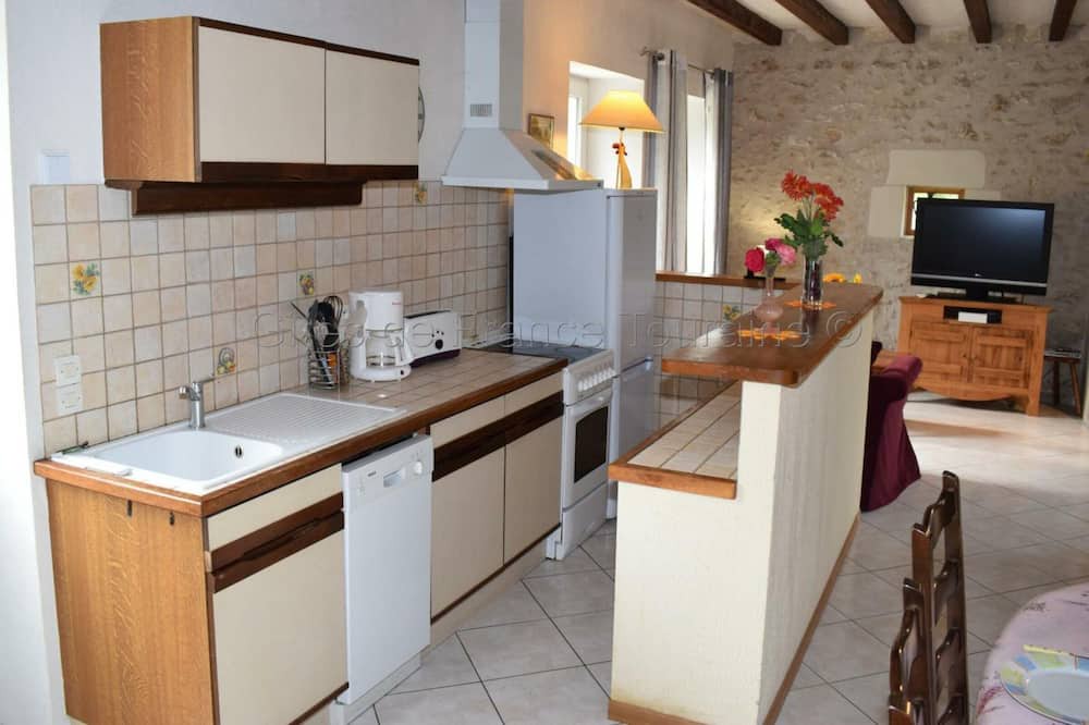 Photo of Kitchen in Manthelan