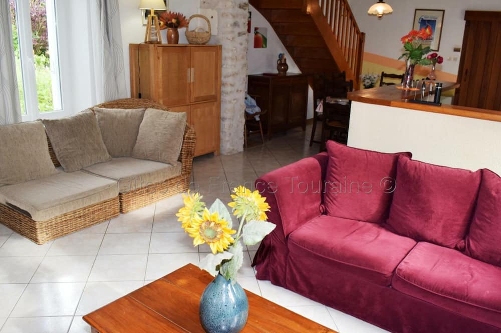 Photo of Livingroom in Manthelan