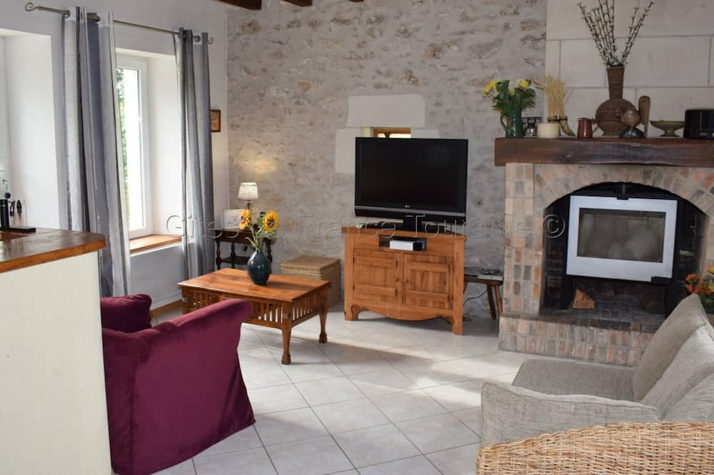 Photo of Livingroom in Manthelan