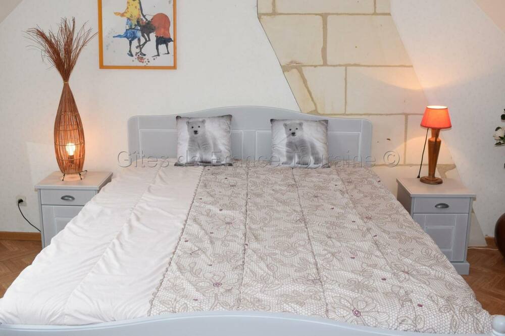 Photo of Bedroom in Manthelan