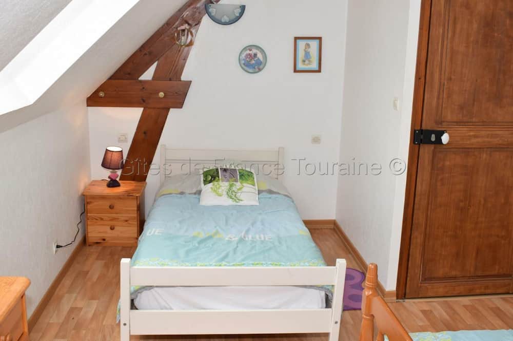 Photo of Bedroom in Manthelan