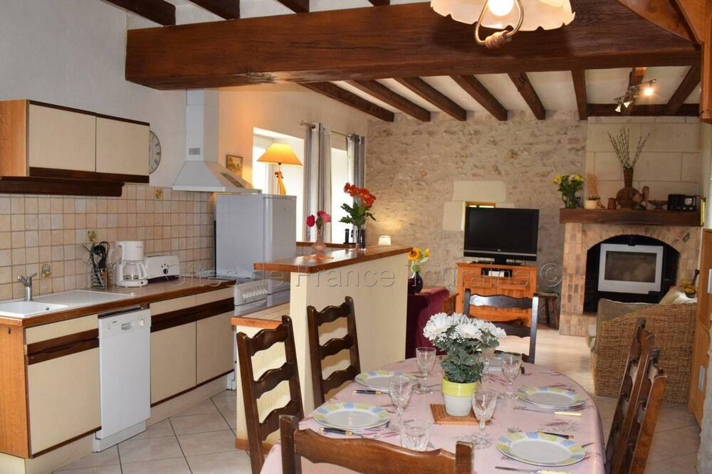 Photo of Kitchen in Manthelan