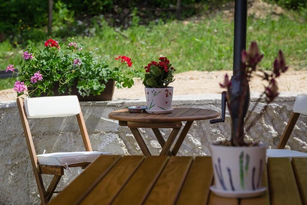 Photo of Patio Balcony in Jezerce