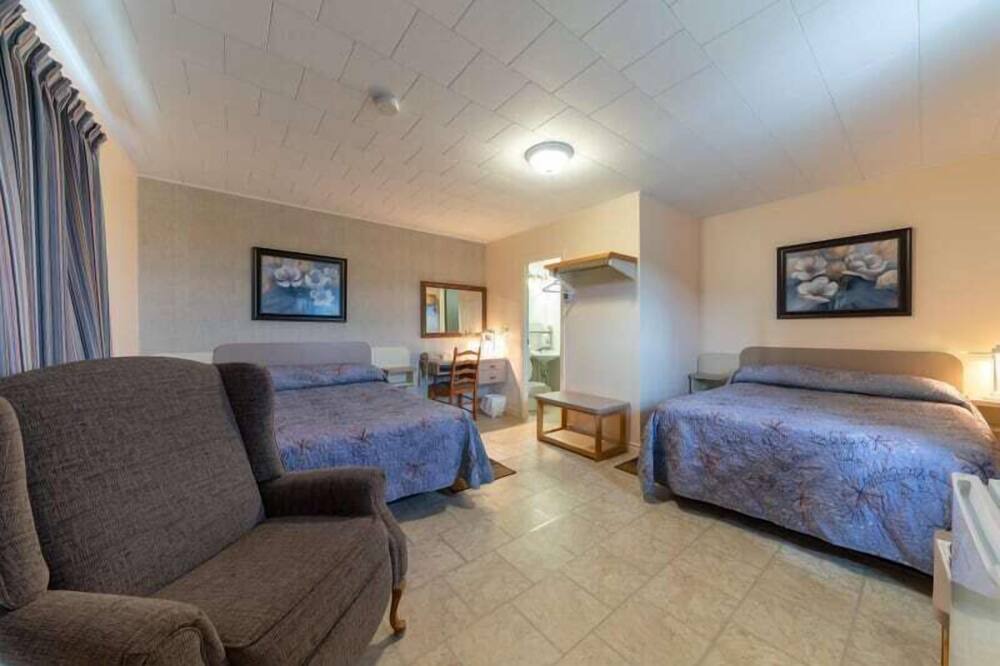 Photo of Others in Degelis