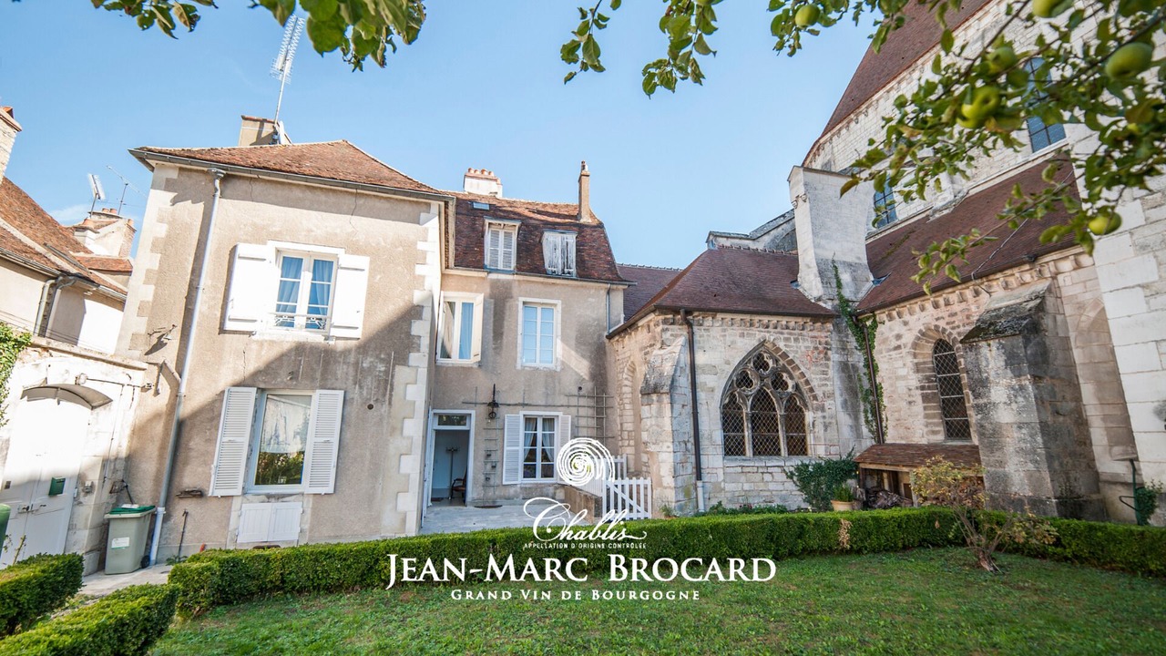 Photo of Outdoor in Chablis