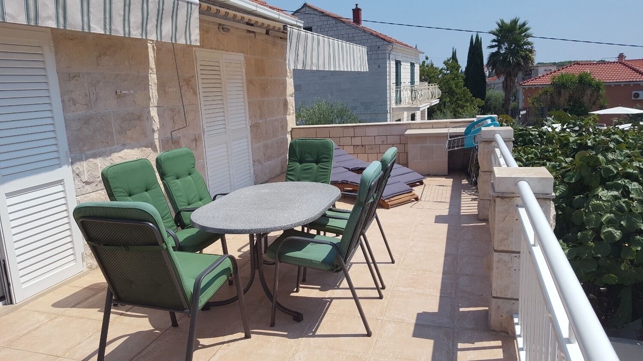 Photo of Outdoor in Sumartin