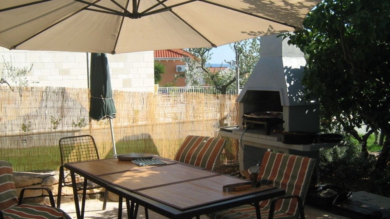 Photo of Outdoor in Sumartin