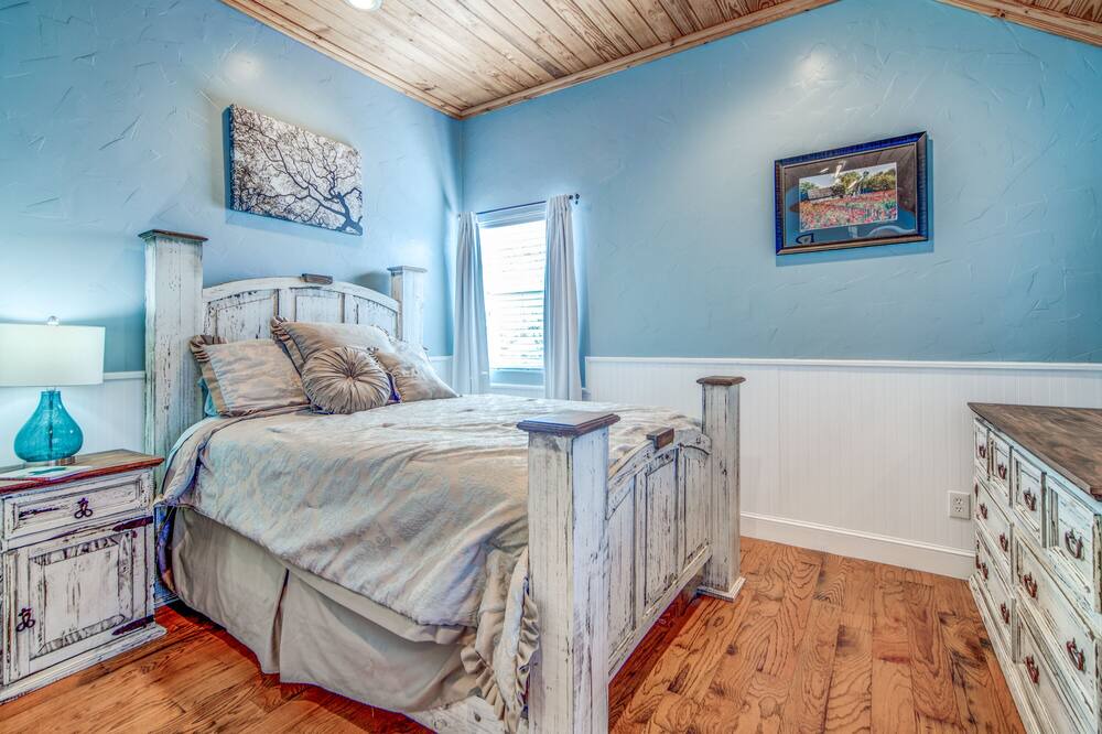 Photo of Bedroom in Boerne