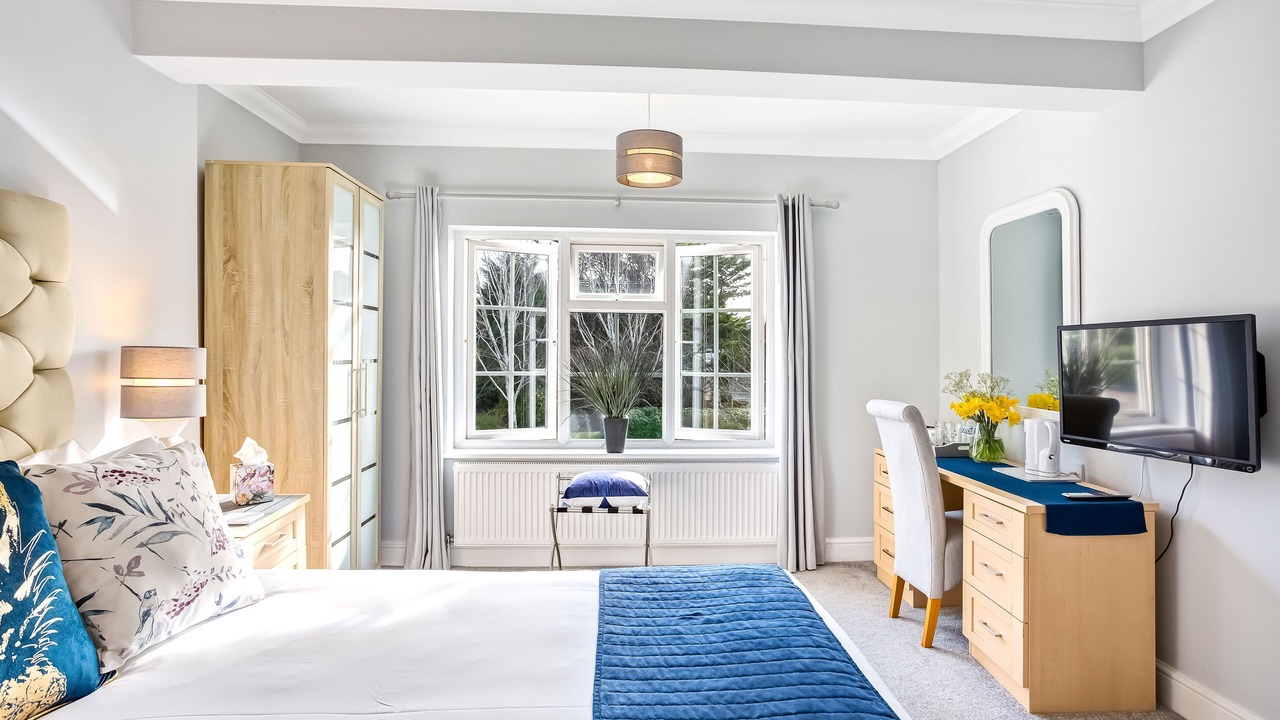 Photo of Others in Felpham