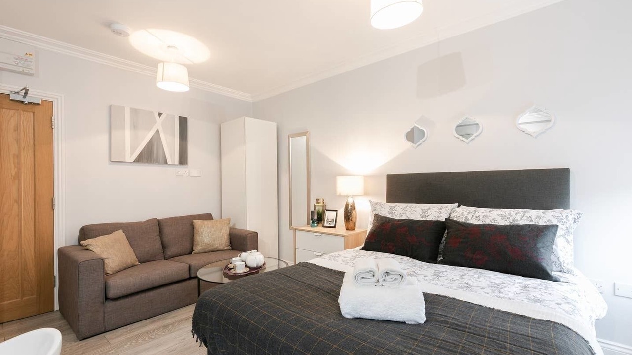 Photo of Others in Reading