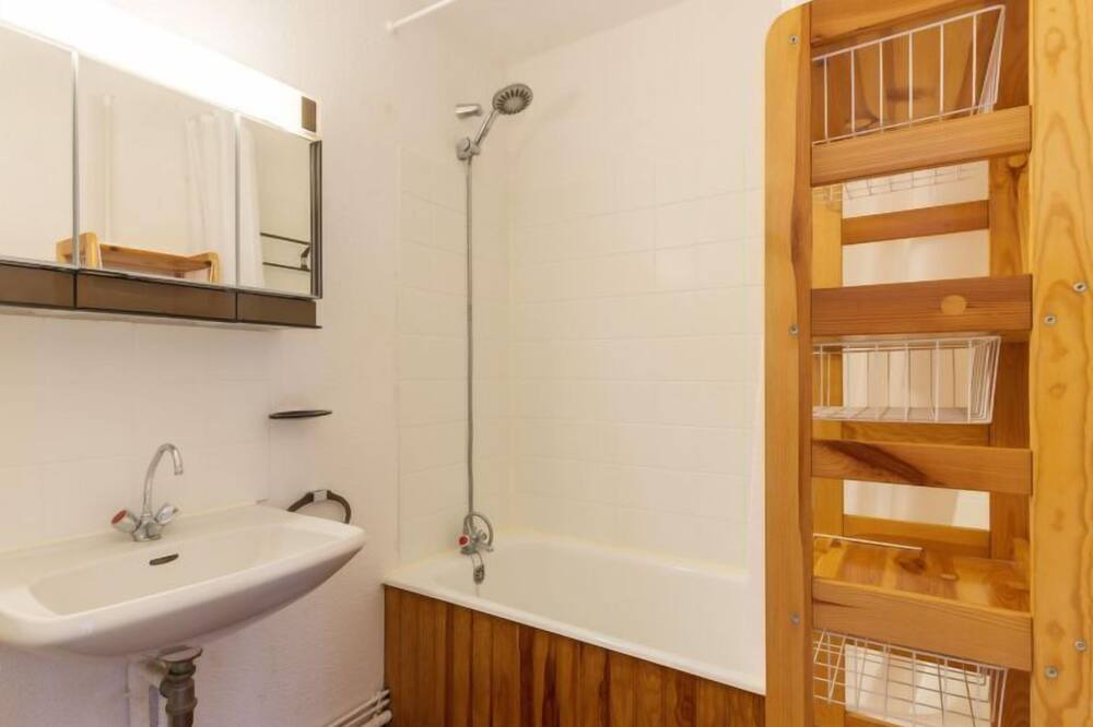 Photo of Bathroom in Le Barcares