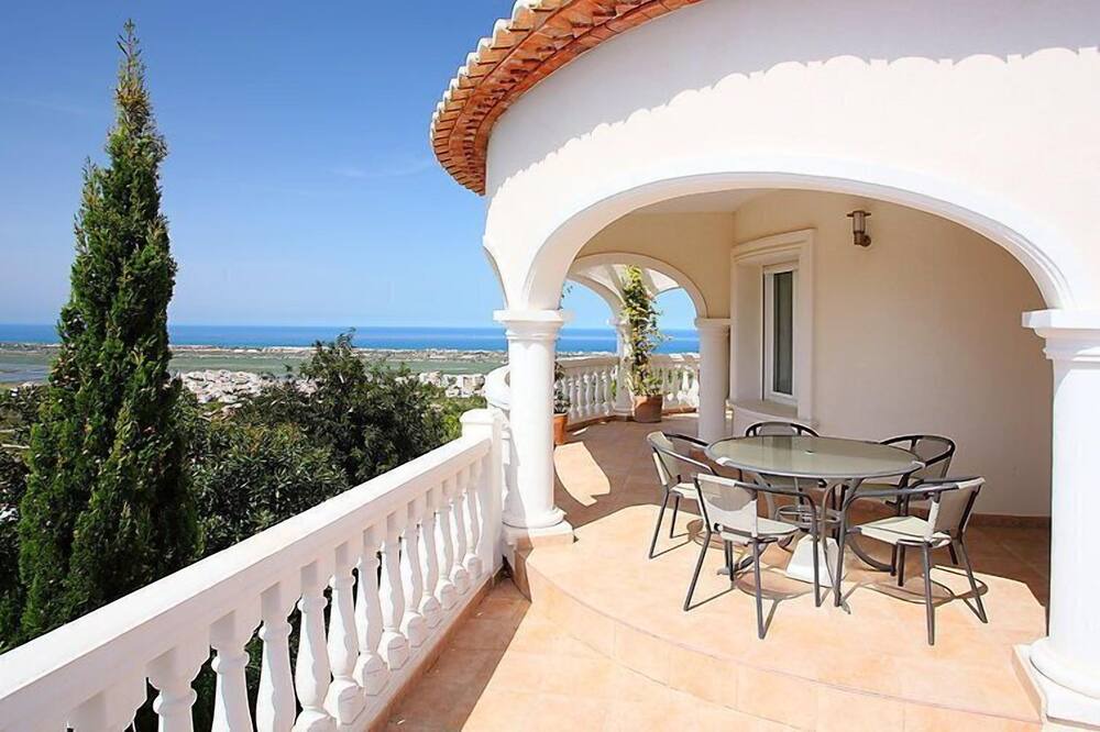 Photo of Patio Balcony in Rafol de Almunia