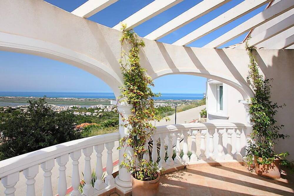 Photo of Patio Balcony in Rafol de Almunia
