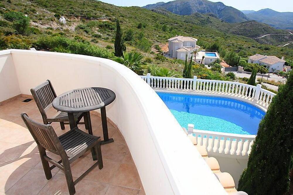 Photo of Patio Balcony in Rafol de Almunia