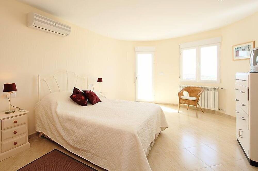 Photo of Bedroom in Rafol de Almunia
