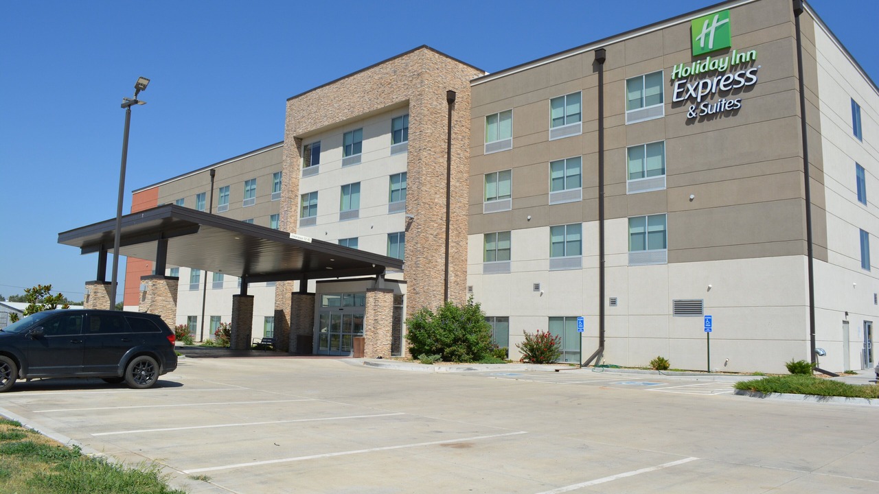 Photo of Outdoor in Liberal