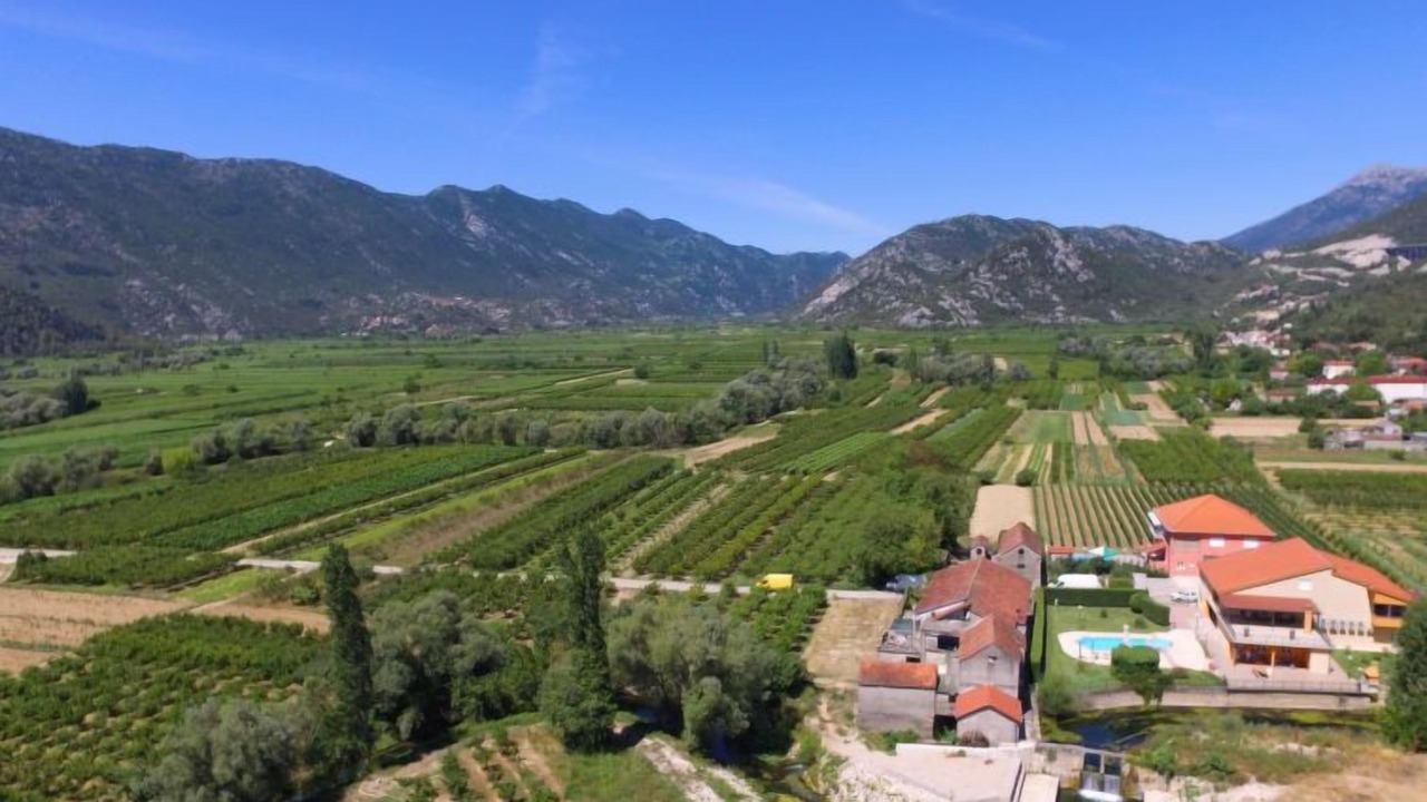 Photo of Outdoor in Dusina