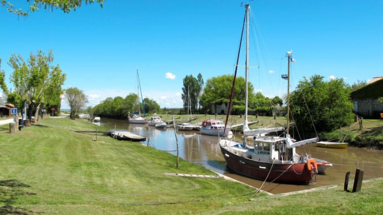 Photo of Outdoor in Begadan