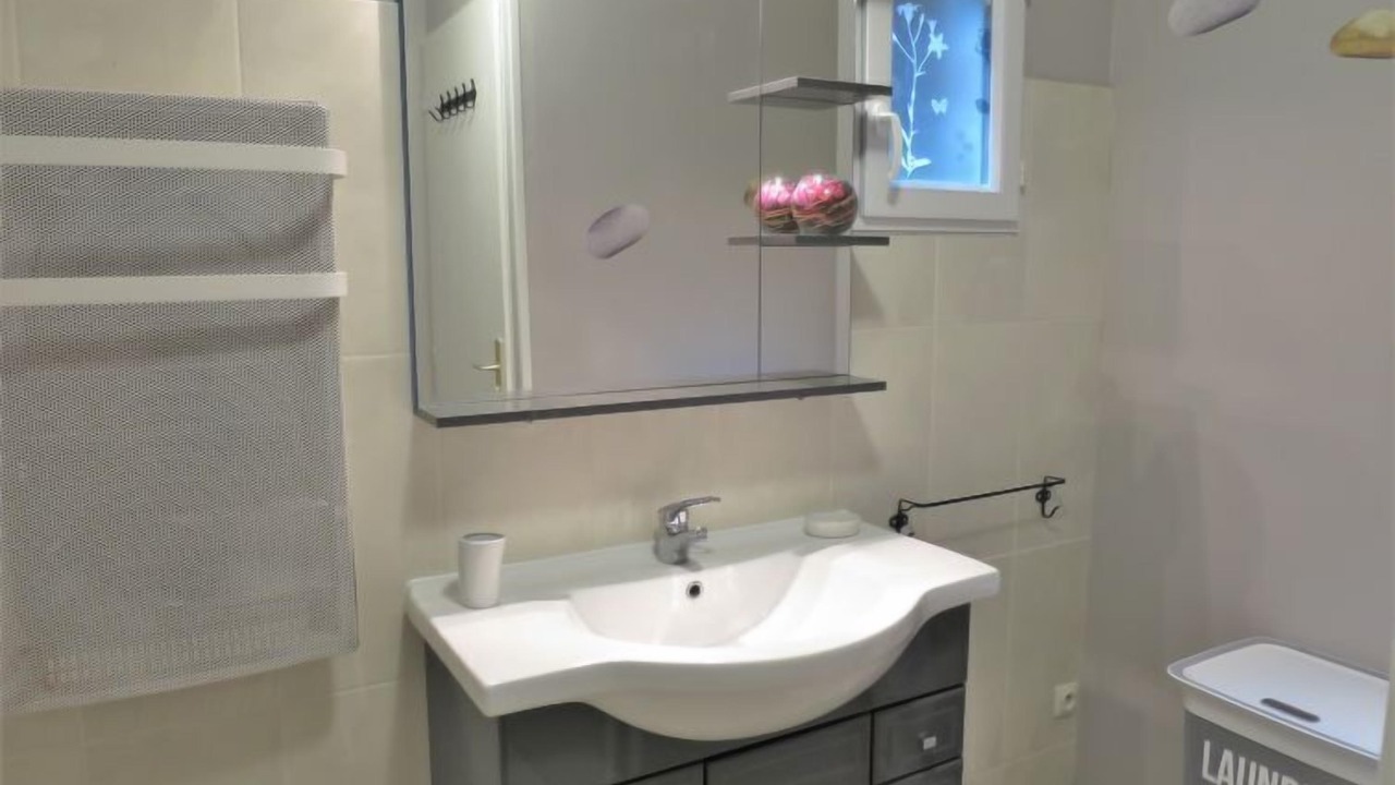 Photo of Bathroom in Begadan