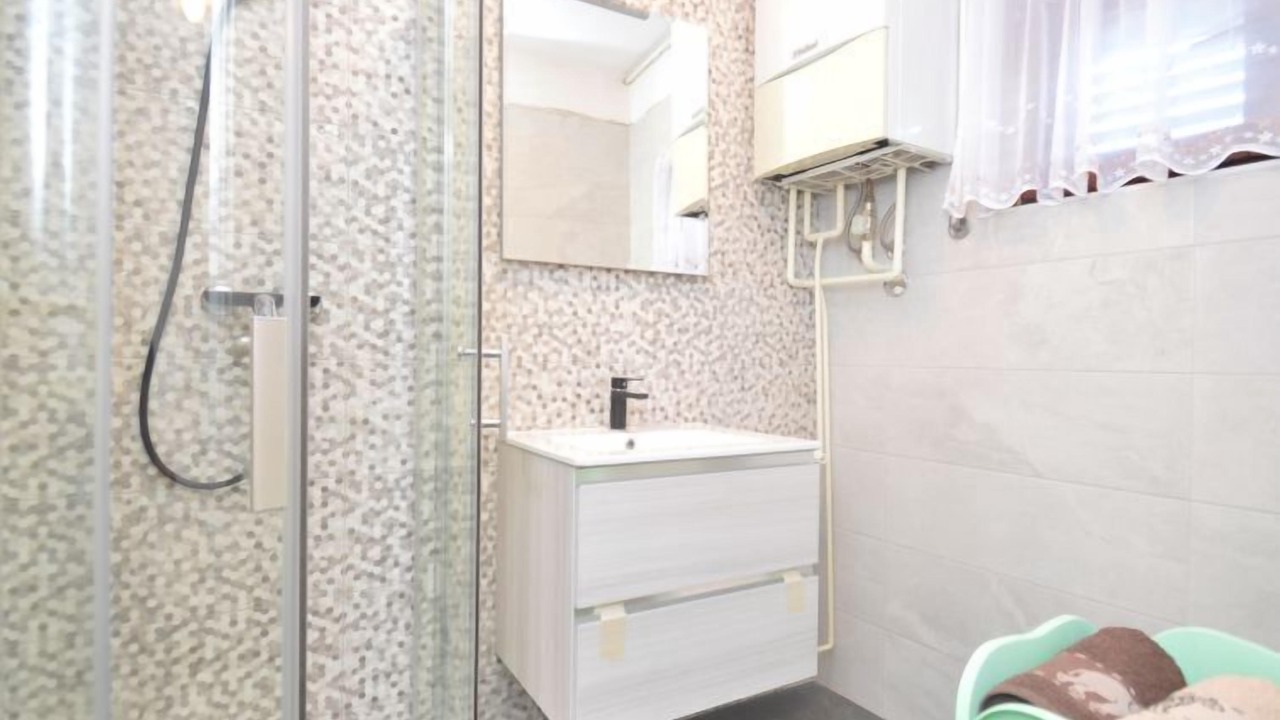 Photo of Bathroom in Skatari
