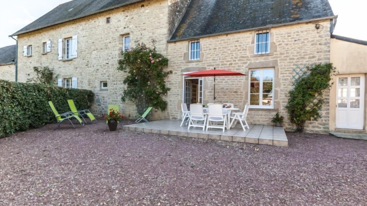 Photo of Patio Balcony in Biniville