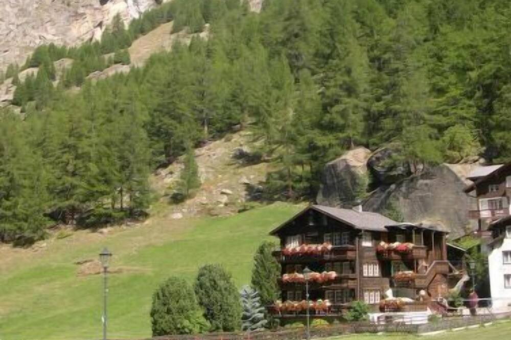 Photo of Others in Saas Almagell