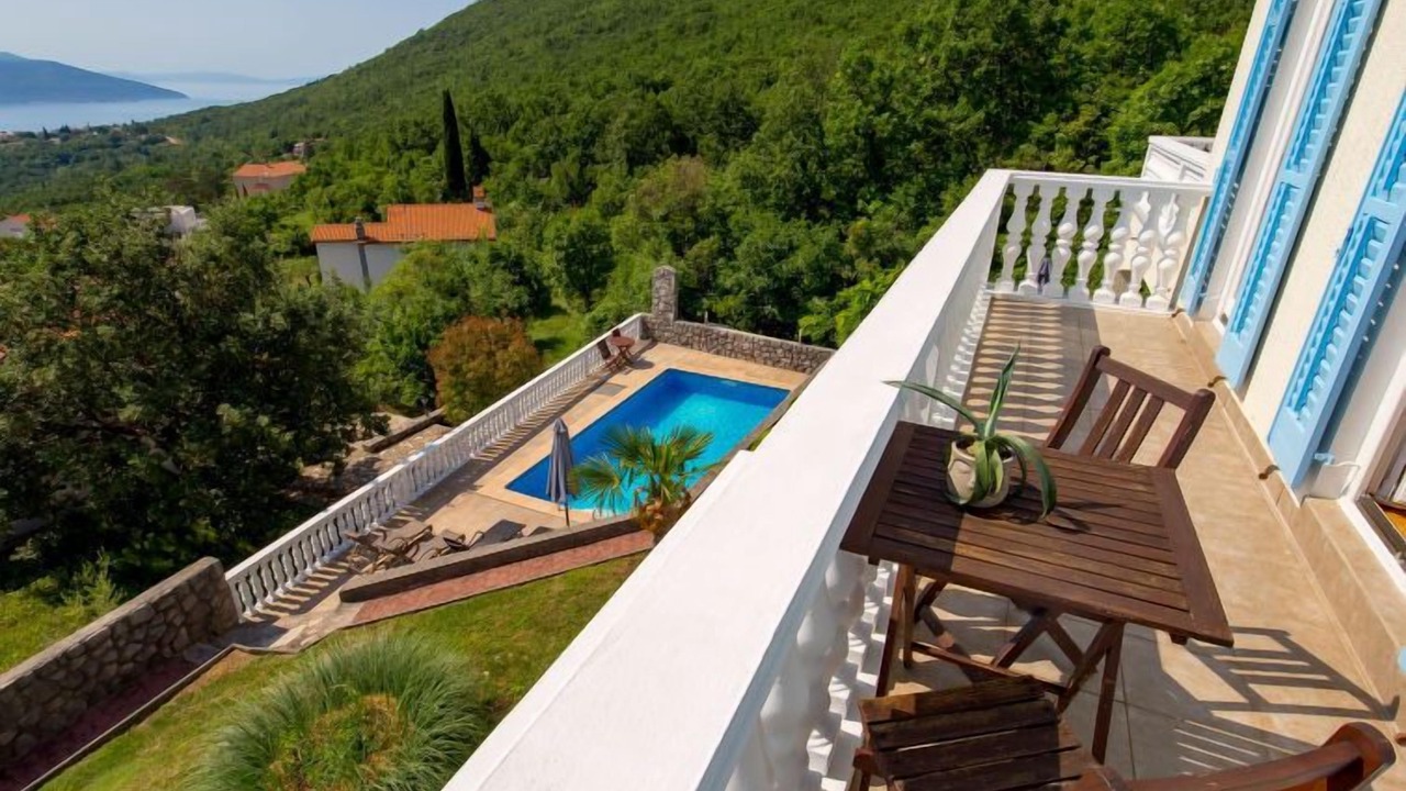 Photo of Outdoor in Martina