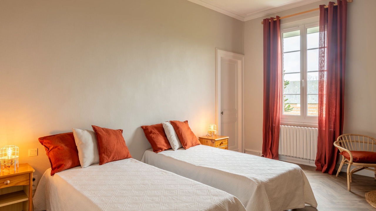 Photo of Others in Colleville