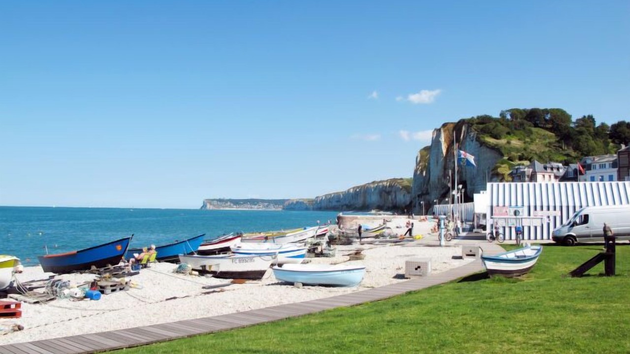 Photo of Others in Colleville