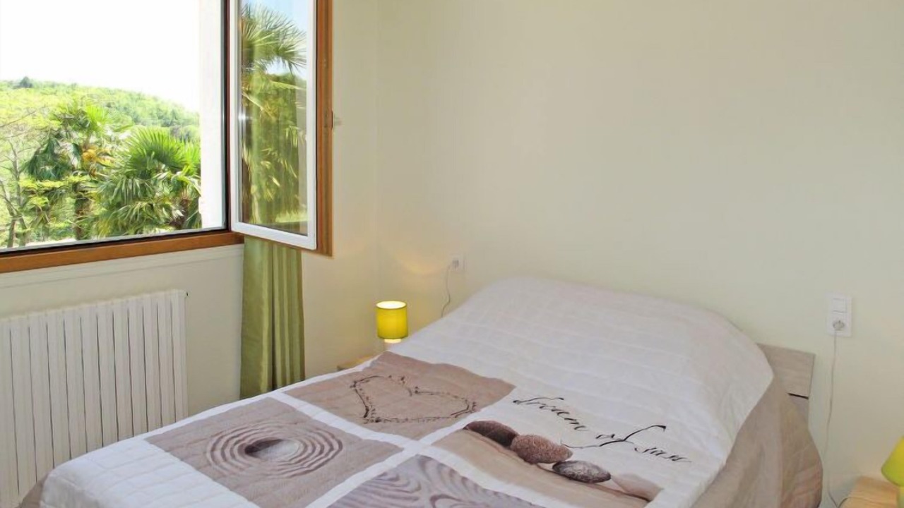 Photo of Bedroom in Altillac