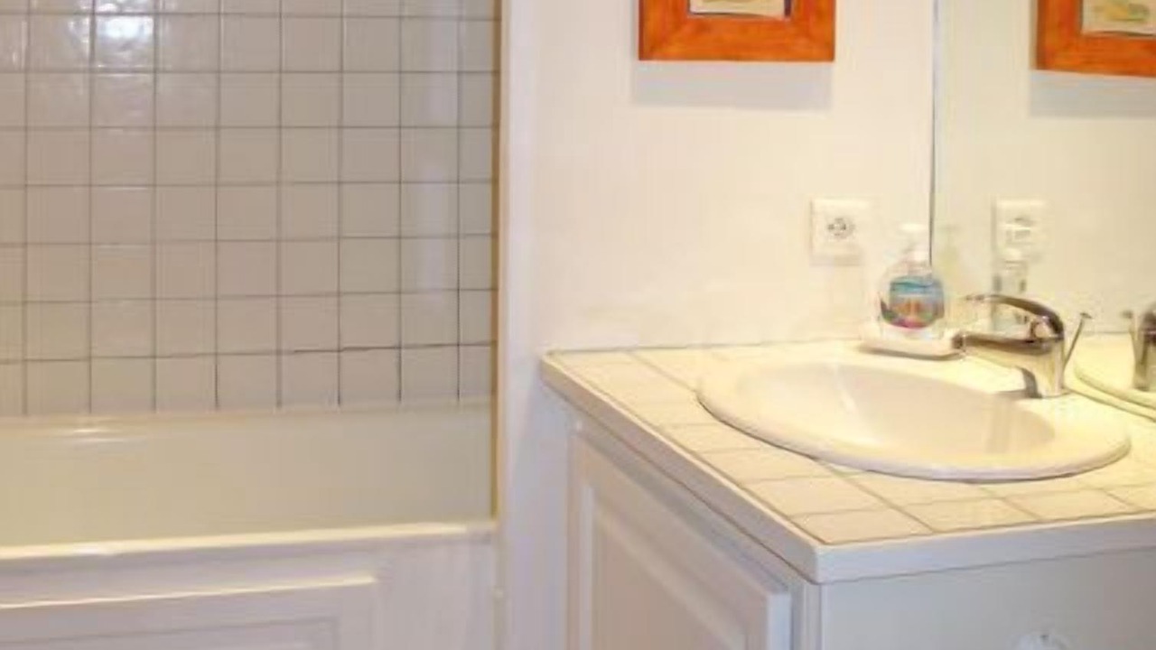 Photo of Bathroom in Lepinas