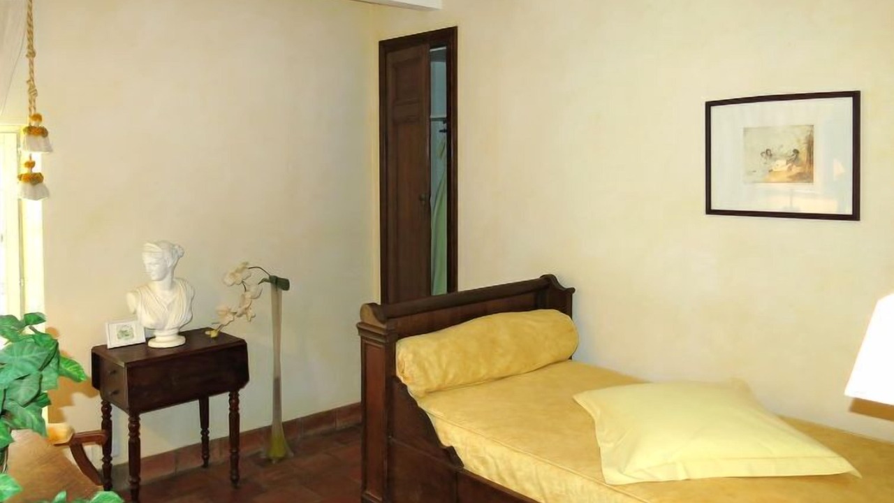 Photo of Others in Lepinas