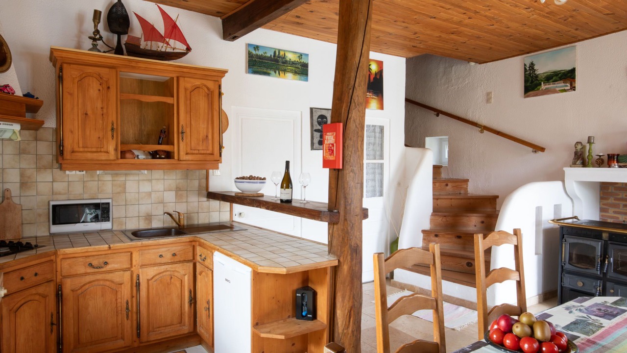 Photo of Kitchen in Epertully