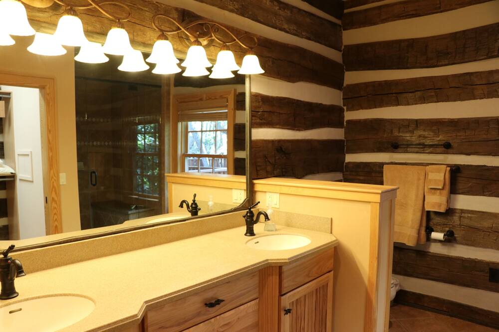 Photo of Bathroom in Caldwell